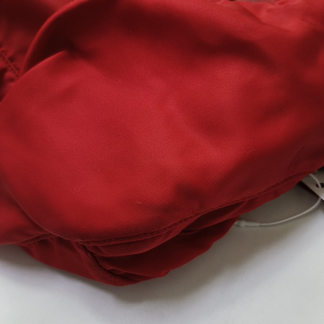 Nylon Red