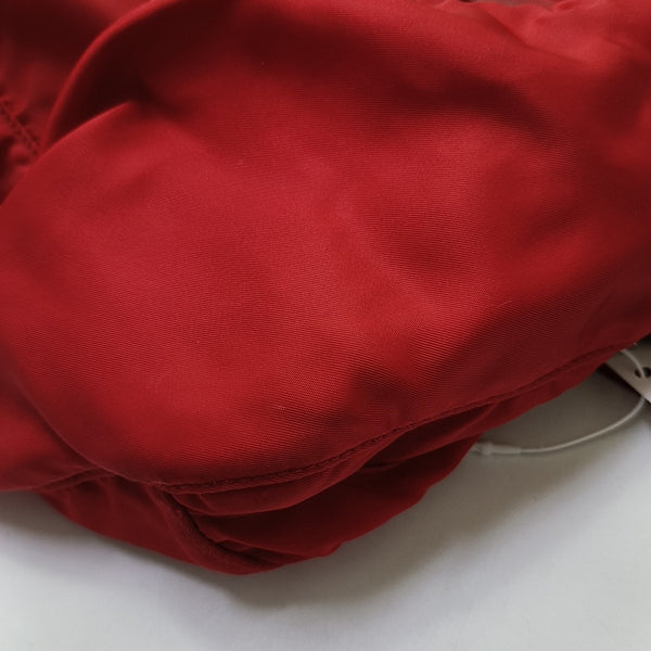 Nylon Red