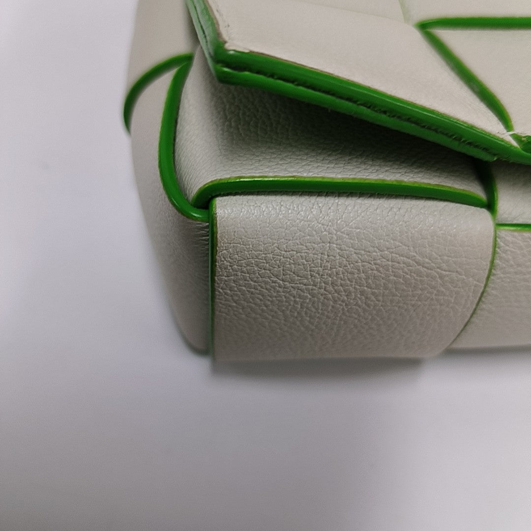 Cassette Mini Calfskin White