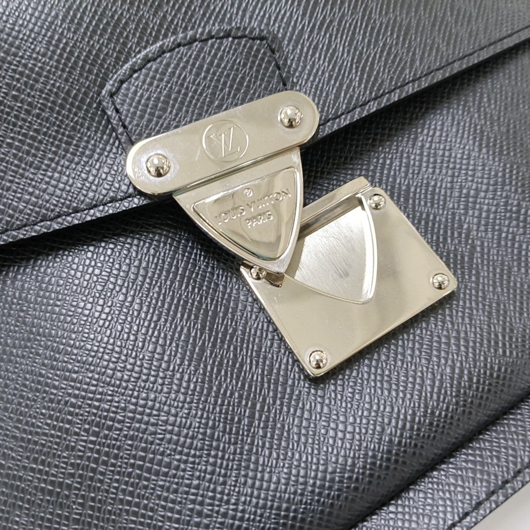 BELAIA Calfskin Black