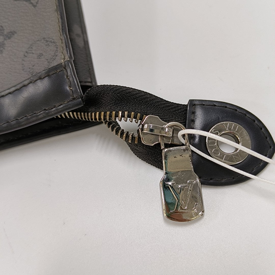 Pochette Voyag MM Monogram Coated Canvas Gray