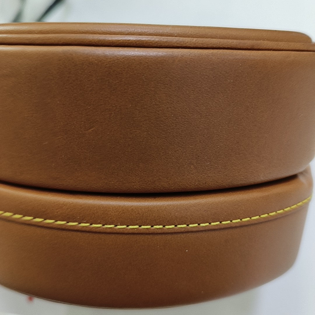 BOITE CHAPEAU PM Calfskin Brown
