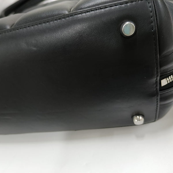 BV Swoop Medium Calfskin Black