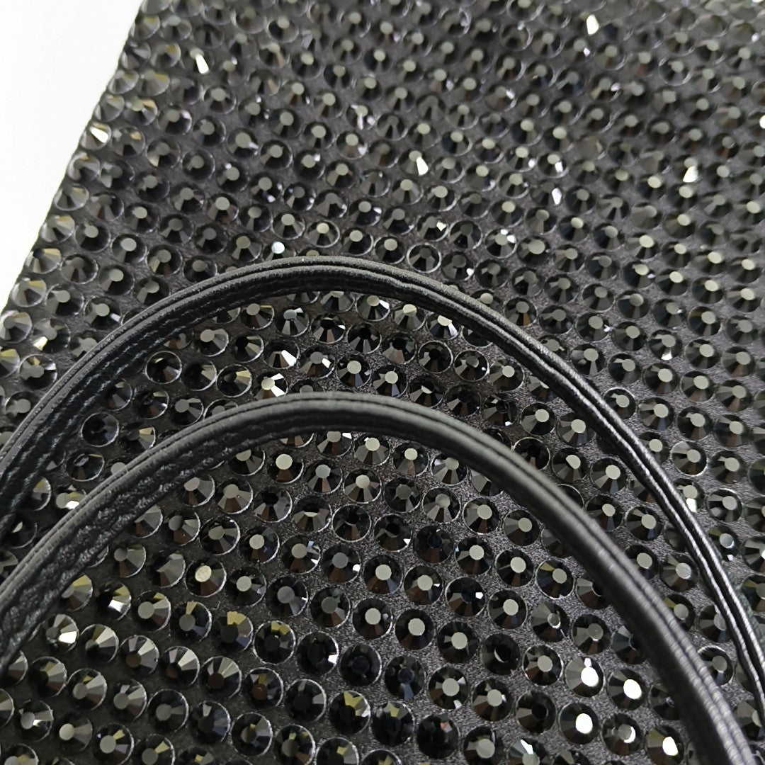 Duchesse Fabric Black