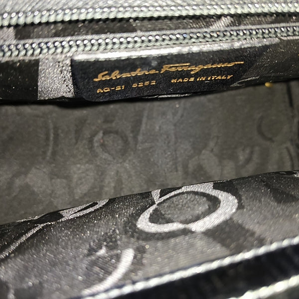 Vara Calfskin Black