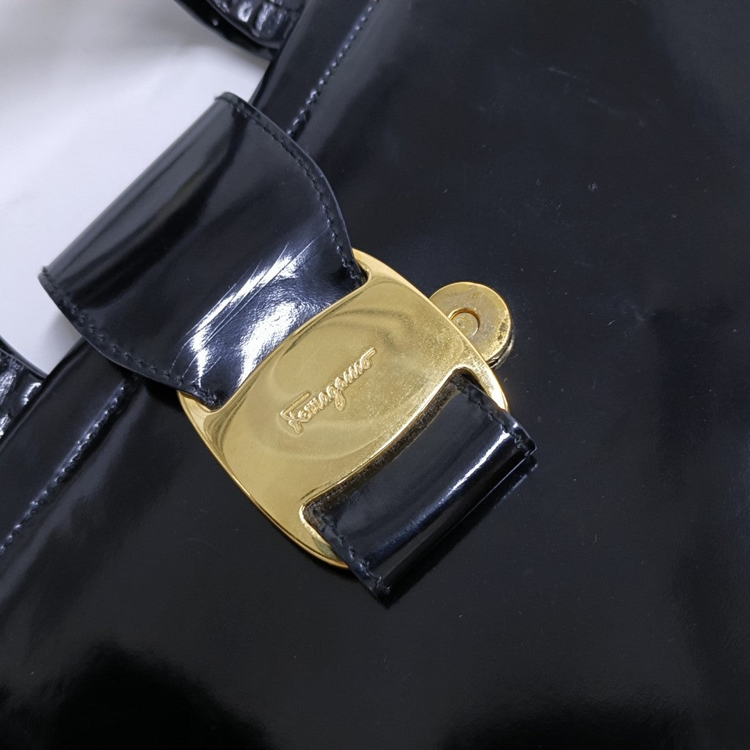Vara Calfskin Black