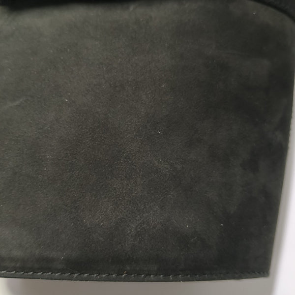 Vara Suede Black