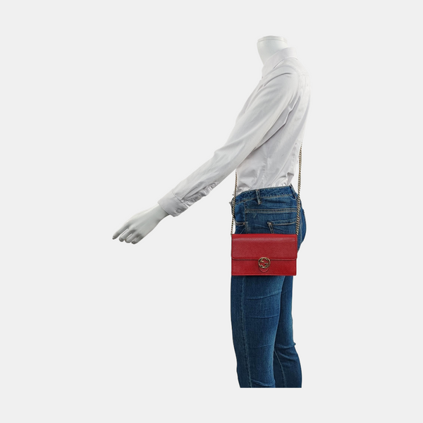 Authenticated pre-owned  Interlocking G Calfskin Red - Handbags at Looply