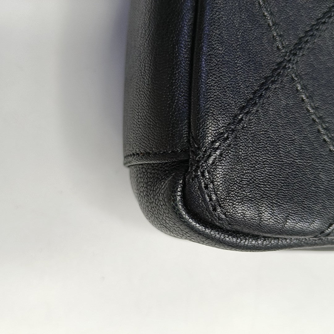 COLLEGE Medium Quilted Calfskin Black