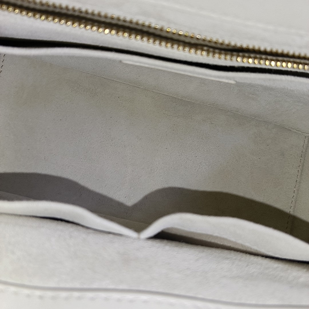 Lady 95.22 Small Cannage Calfskin White