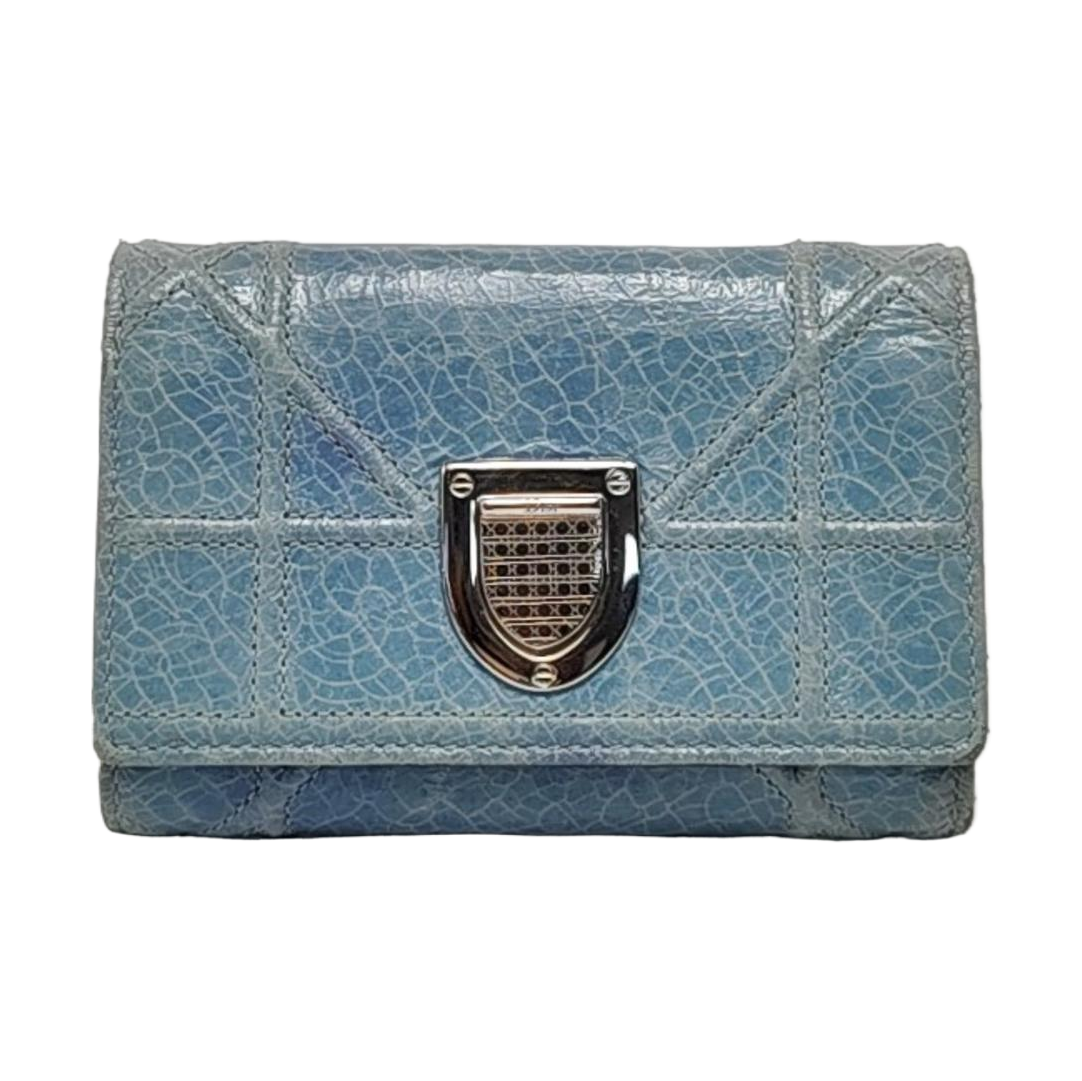Authenticated pre-owned  Diorama Calfskin Blue Wallet - Wallet at Looply