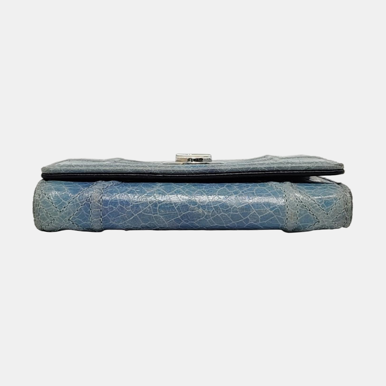 Authenticated pre-owned  Diorama Calfskin Blue Wallet - Wallet at Looply