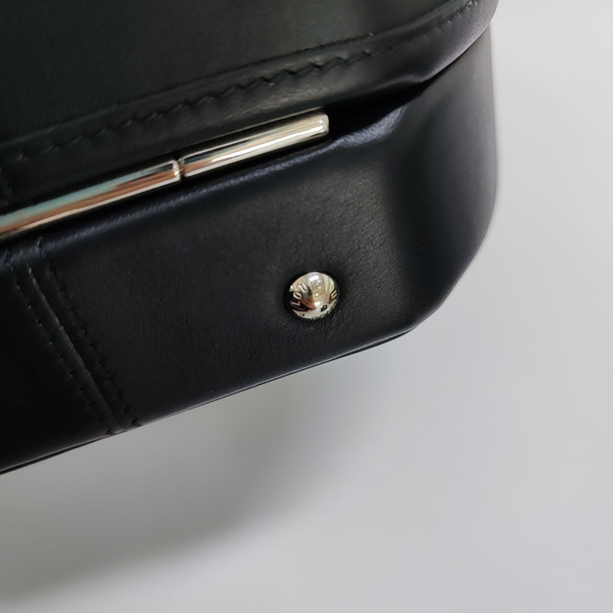 BOITE CHAPEAU PM Calfskin Black