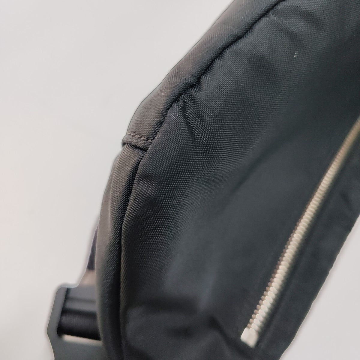 Sonny Medium Fabric Black