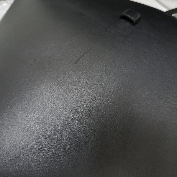 The Bucket Calfskin Black