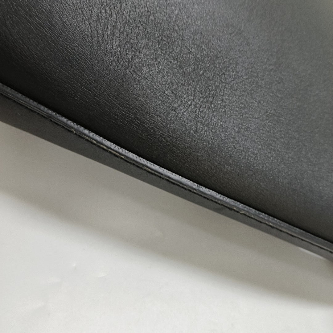 The Bucket Calfskin Black