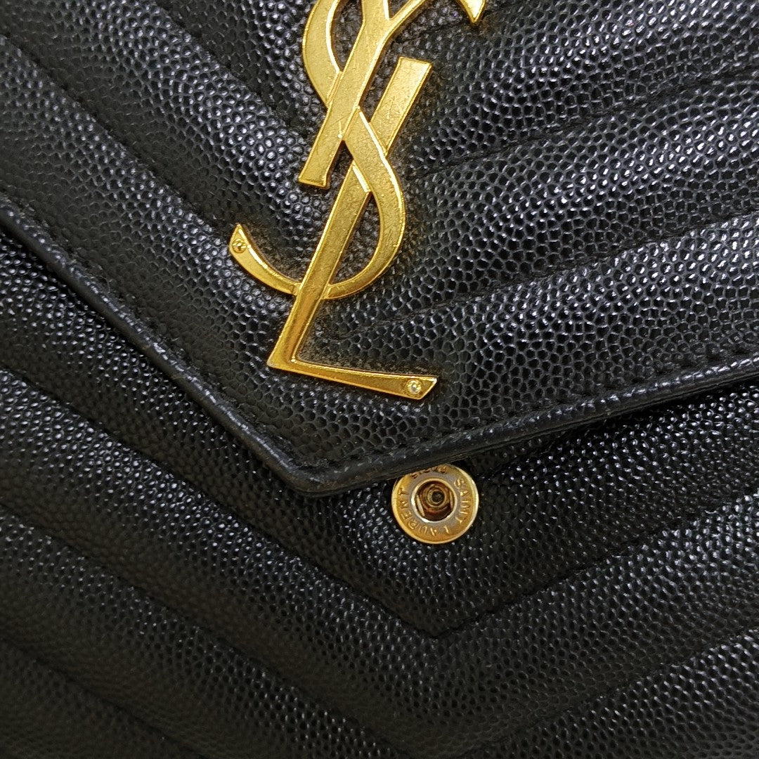 MONOGRAM Medium Quilted Calfskin Black