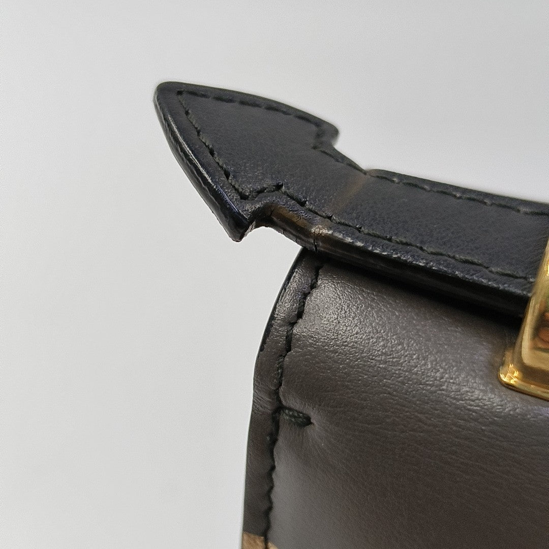 Gancino Leather Black