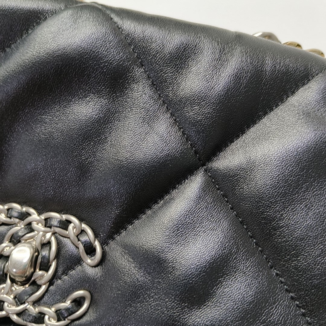 CHANEL 19 Large Quilted Lambskin Black