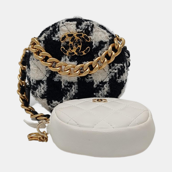 Authenticated pre-owned  Chanel 19 Quilted Wool Black - Crossbody Bag at Looply