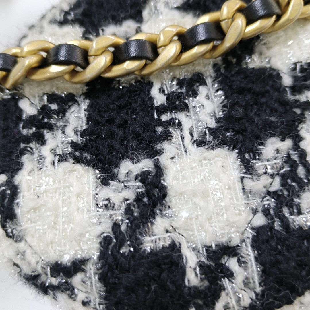 Authenticated pre-owned  Chanel 19 Quilted Wool Black - Crossbody Bag at Looply