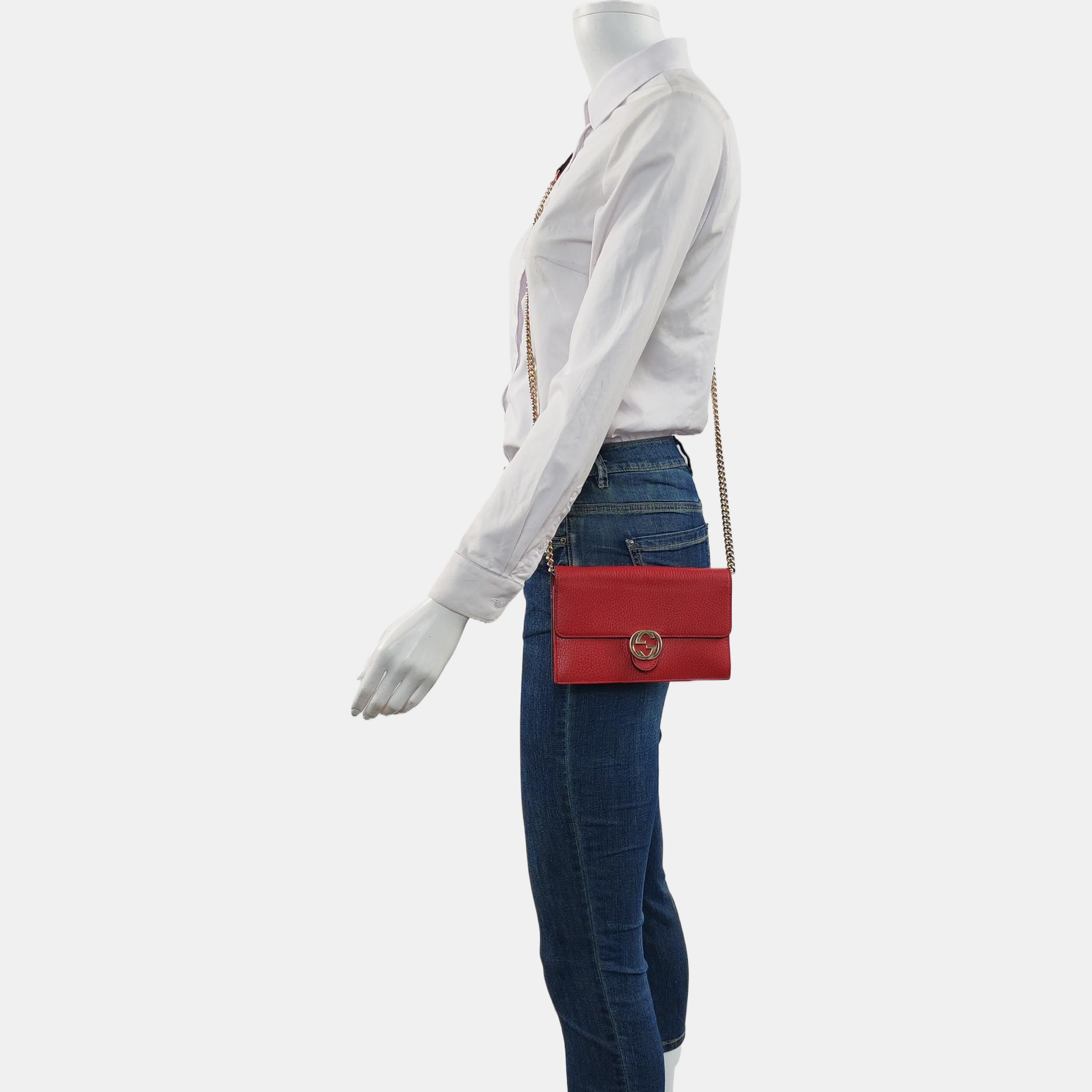 Authenticated pre-owned  Interlocking G Calfskin Red - Handbags at Looply