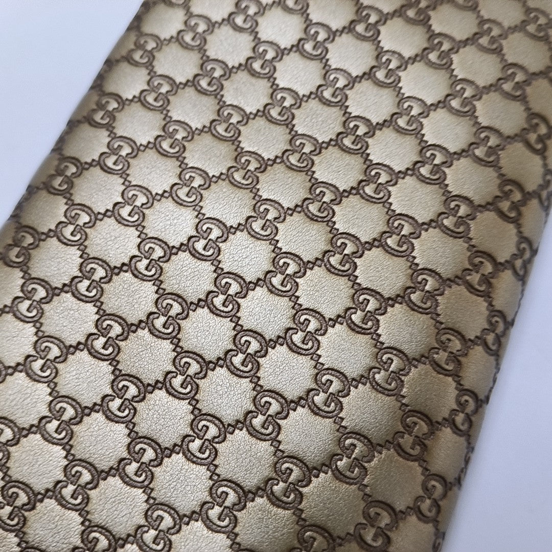 Authenticated pre-owned  Microguccissima Monogram Calfskin Brown Wallet - Wallet at Looply