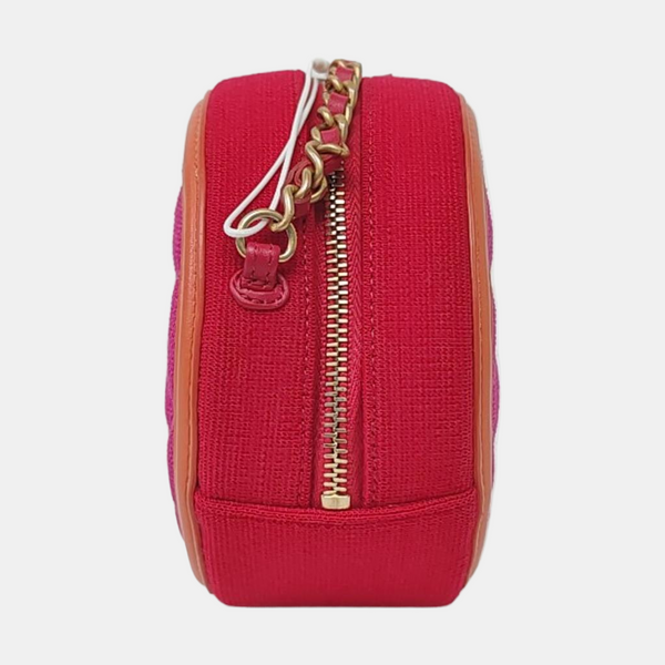 Authenticated pre-owned  Filigree Quilted Canvas Red - Crossbody Bag at Looply