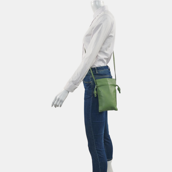 Authenticated pre-owned  Flamenco Calfskin Green - Crossbody Bag at Looply