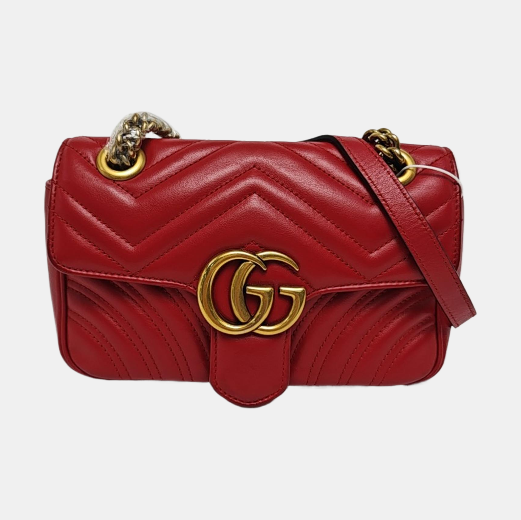 Authenticated pre-owned  GG Marmont Small Calfskin Red - Crossbody Bag at Looply