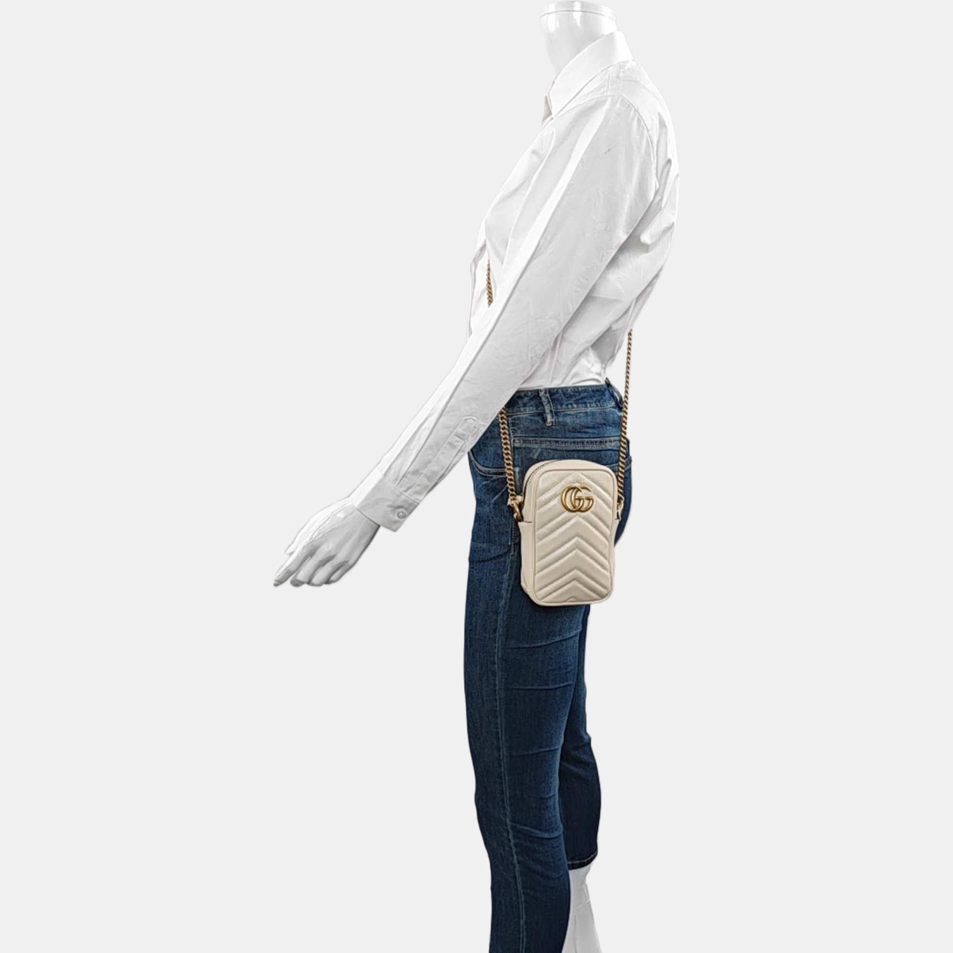 Authenticated pre-owned  GG Marmont Mini Calfskin White - Crossbody Bag at Looply