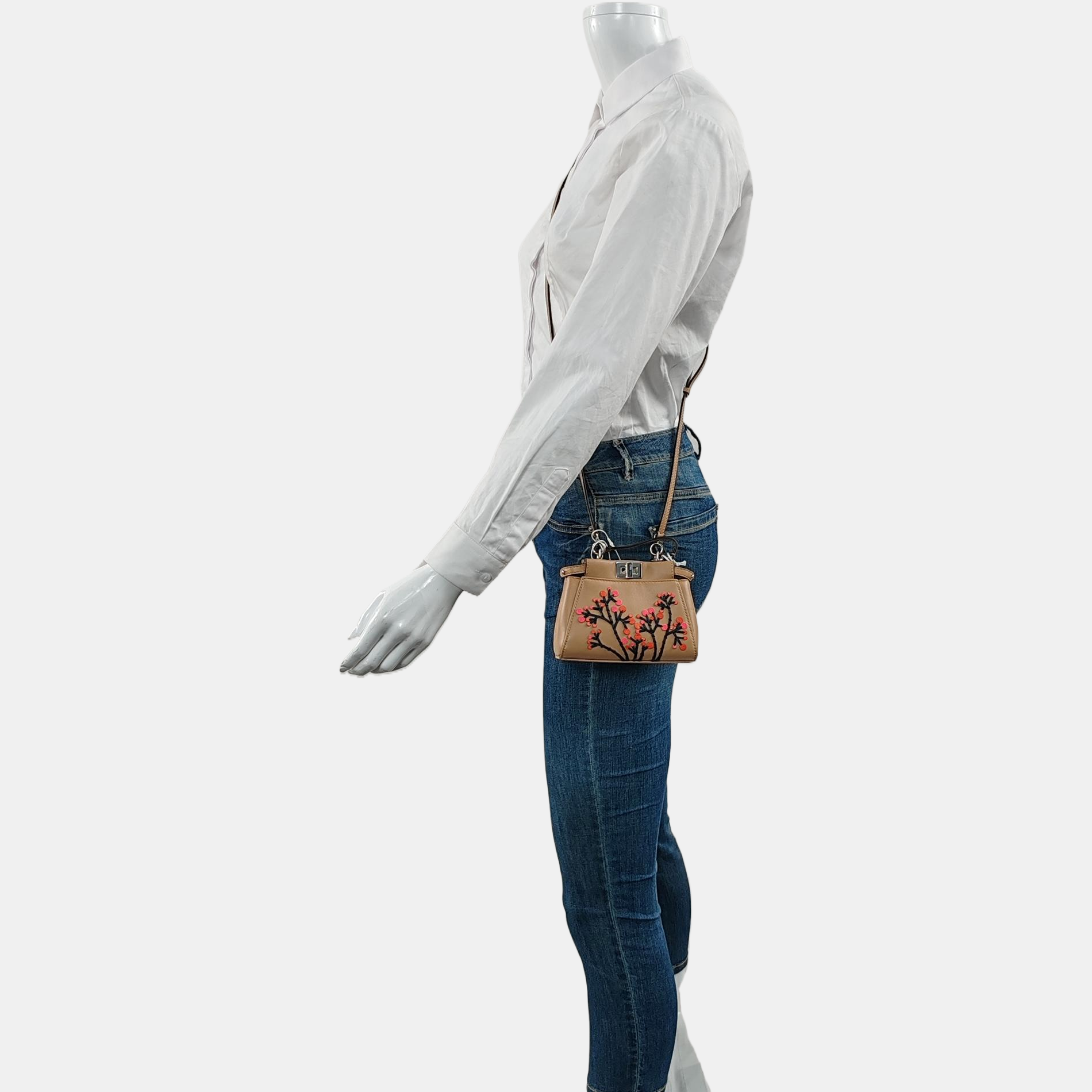 Authenticated pre-owned  Peekaboo Lambskin Beige - Shoulder Bag at Looply