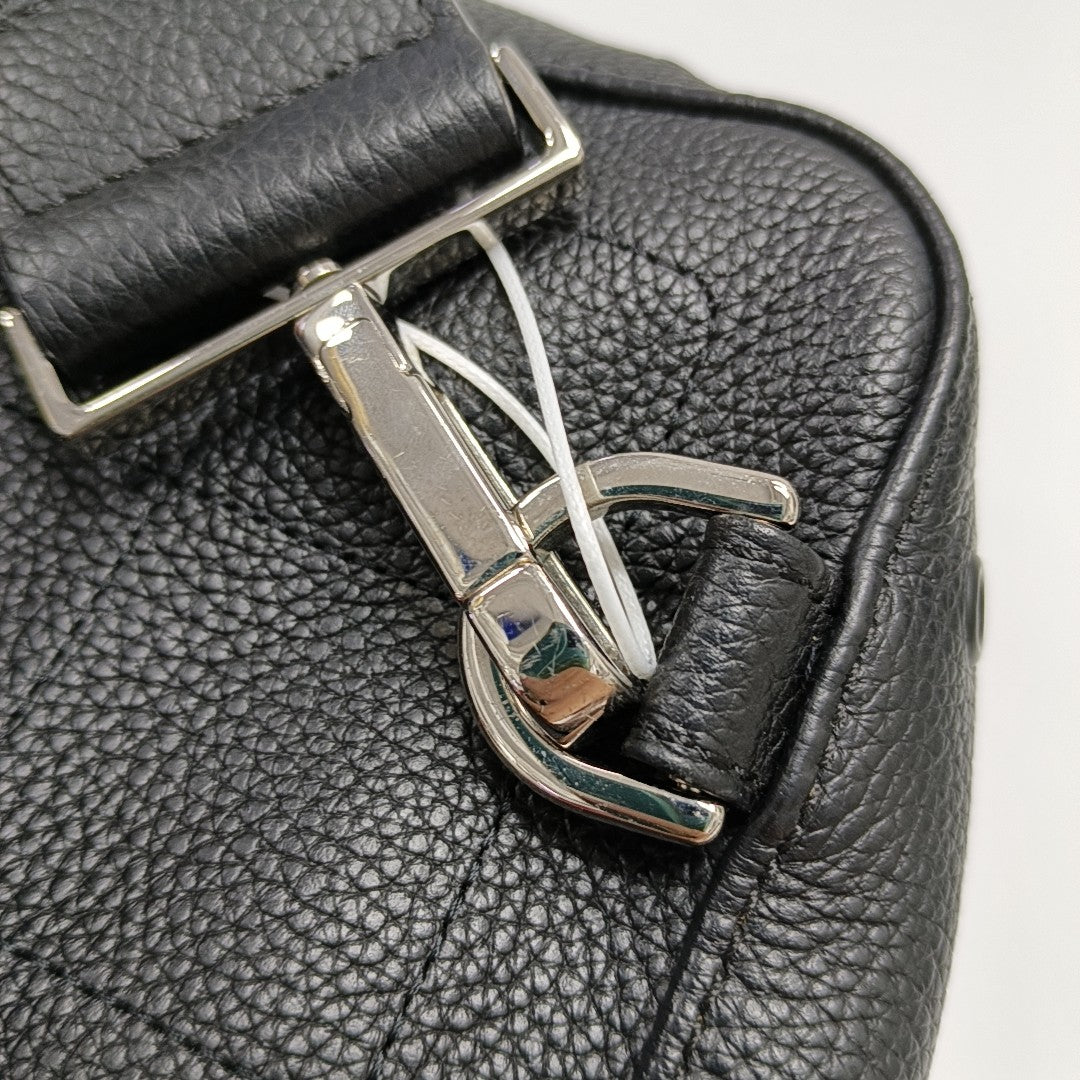 Authenticated pre-owned  Saddle Calfskin Black - Belt Bag at Looply