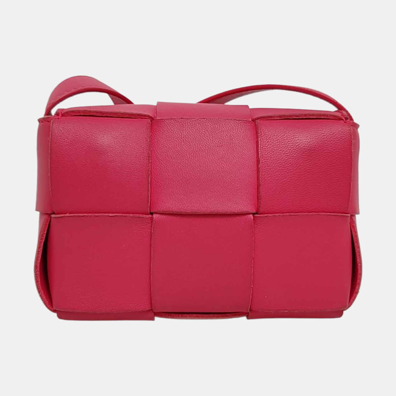 Authenticated pre-owned  Cassette Small Lambskin Pink - Shoulder Bag at Looply