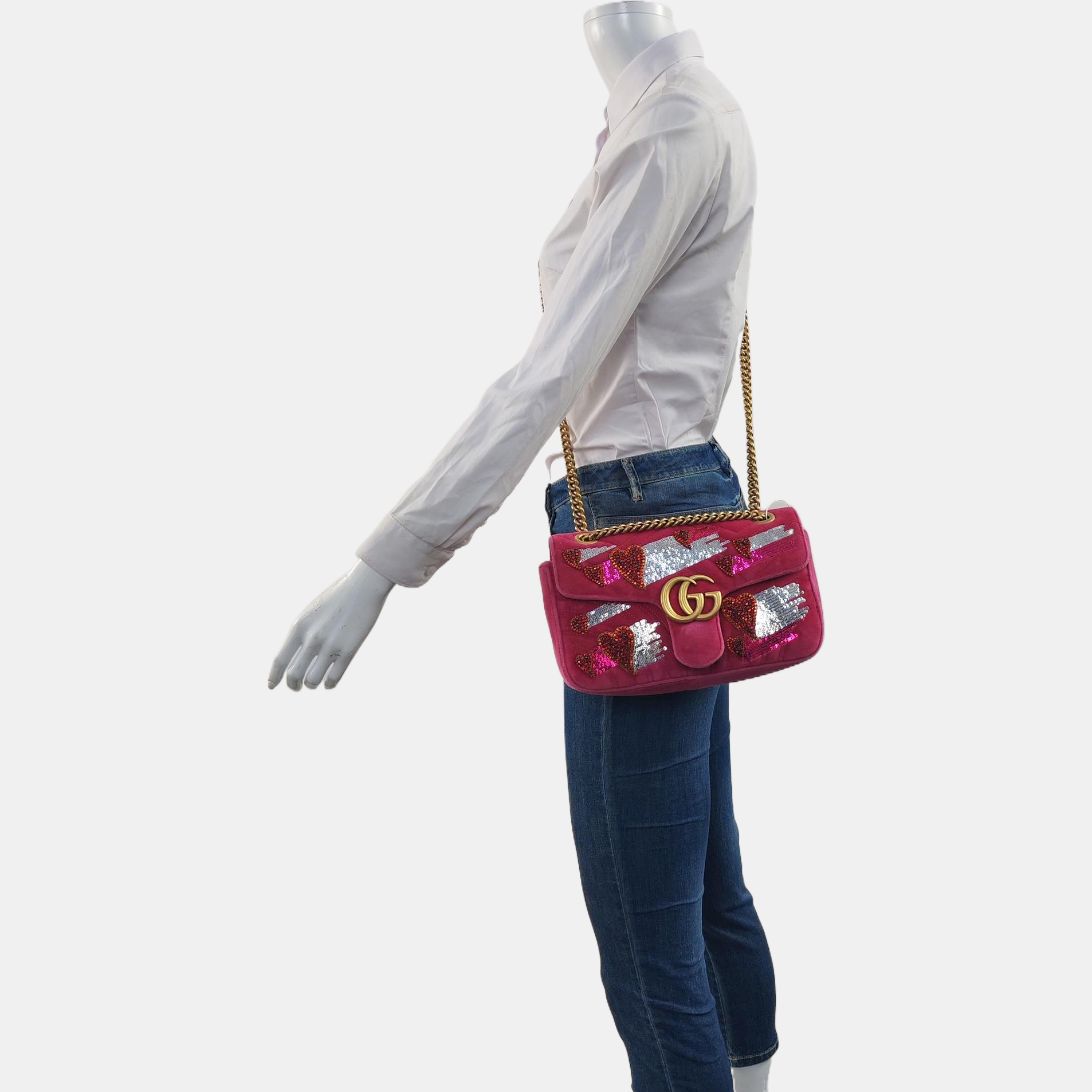 Authenticated pre-owned  GG Marmont Medium Velvet Pink - Shoulder Bag at Looply