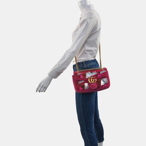 Authenticated pre-owned  GG Marmont Medium Velvet Pink - Shoulder Bag at Looply
