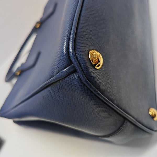 Authenticated pre-owned  Galleria Small Calfskin Blue - Shoulder Bag at Looply