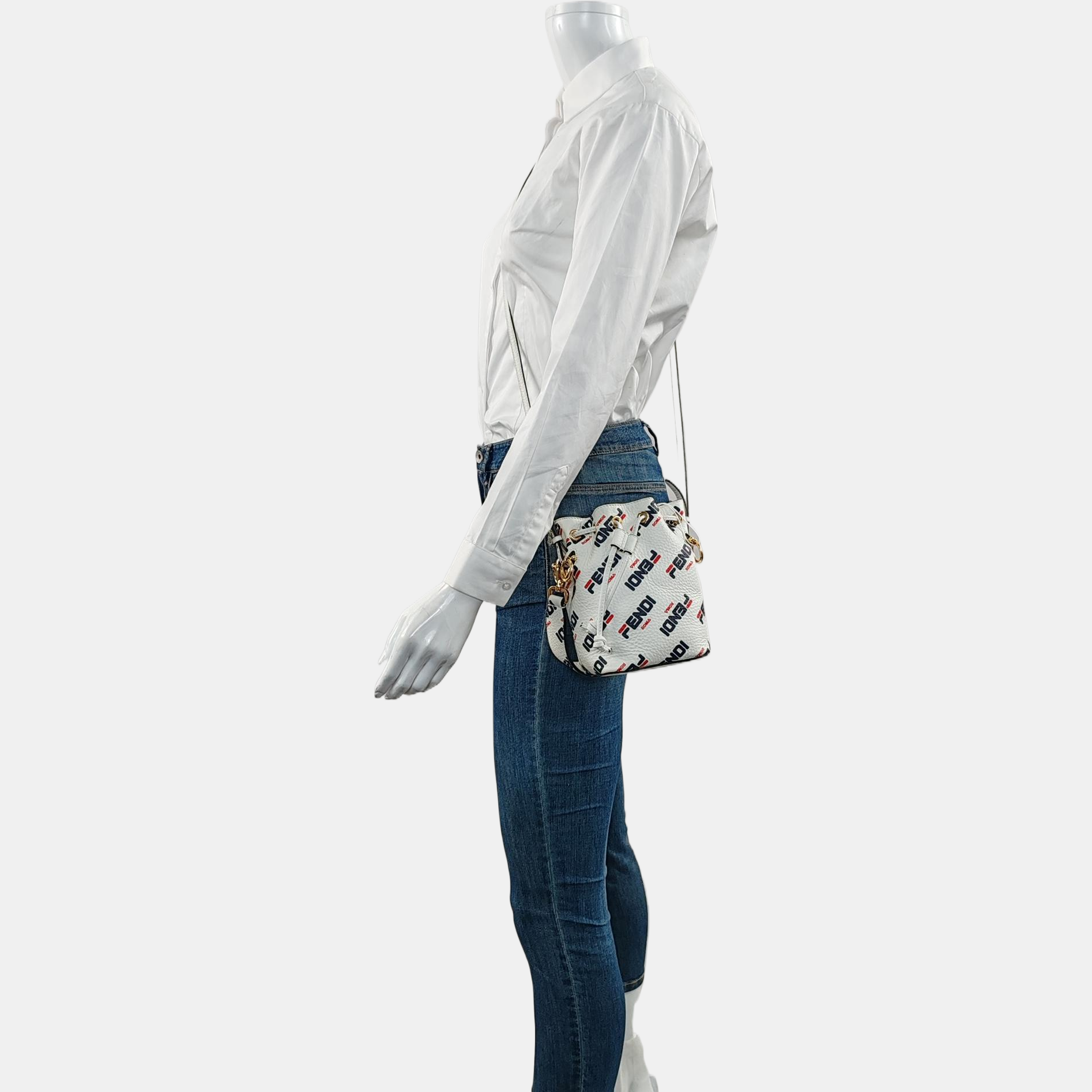 Authenticated pre-owned  Mon Tresor Small Calfskin White - Shoulder Bag at Looply