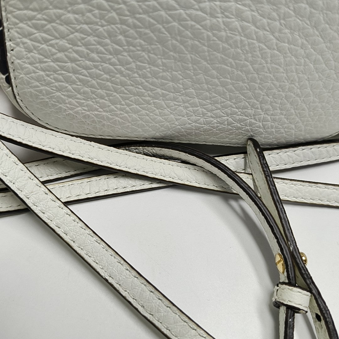 Authenticated pre-owned  Mon Tresor Small Calfskin White - Shoulder Bag at Looply