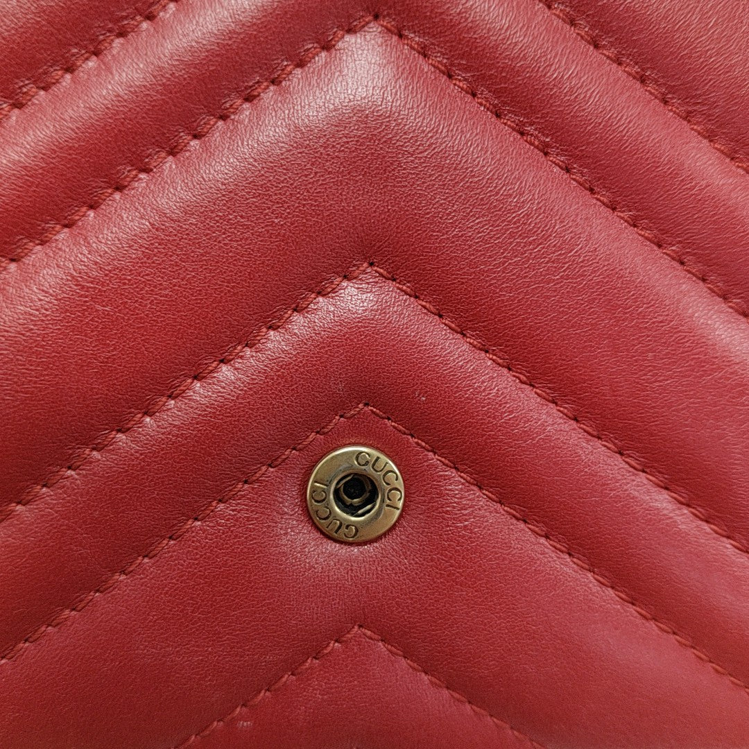 Authenticated pre-owned  GG Marmont Mini Calfskin Red - Shoulder Bag at Looply