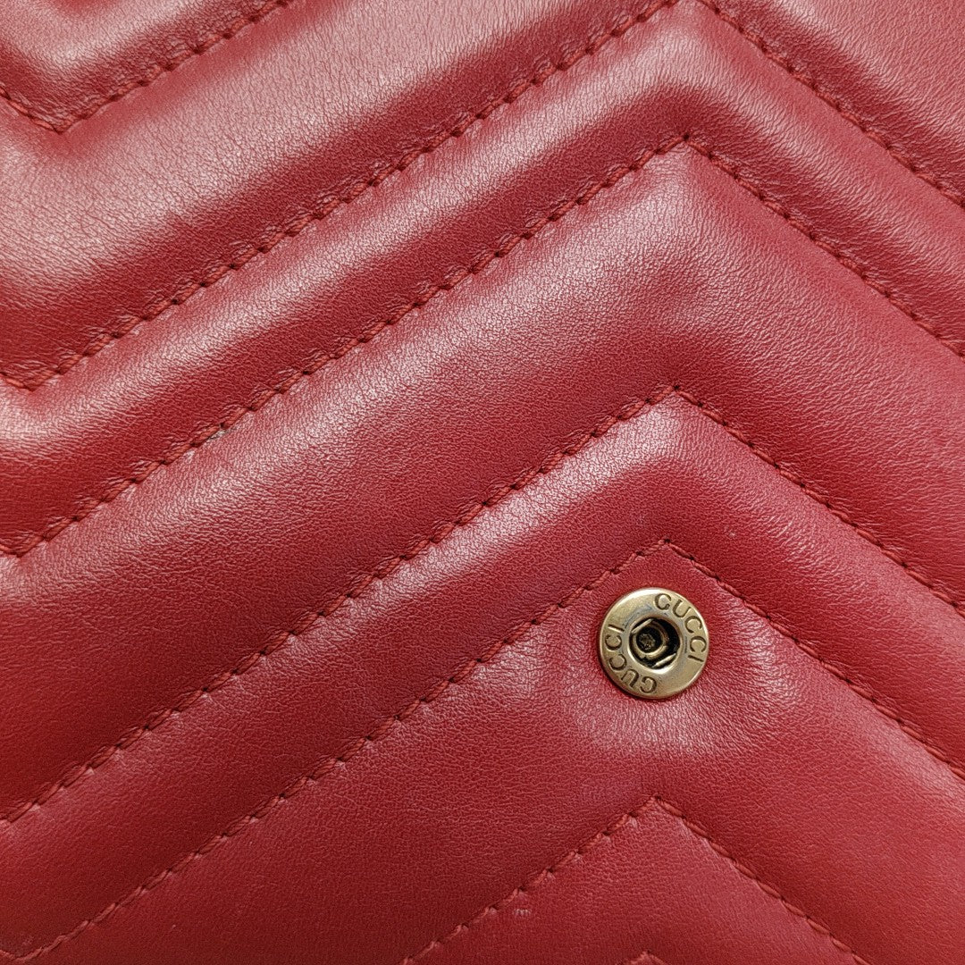 Authenticated pre-owned  GG Marmont Mini Calfskin Red - Shoulder Bag at Looply