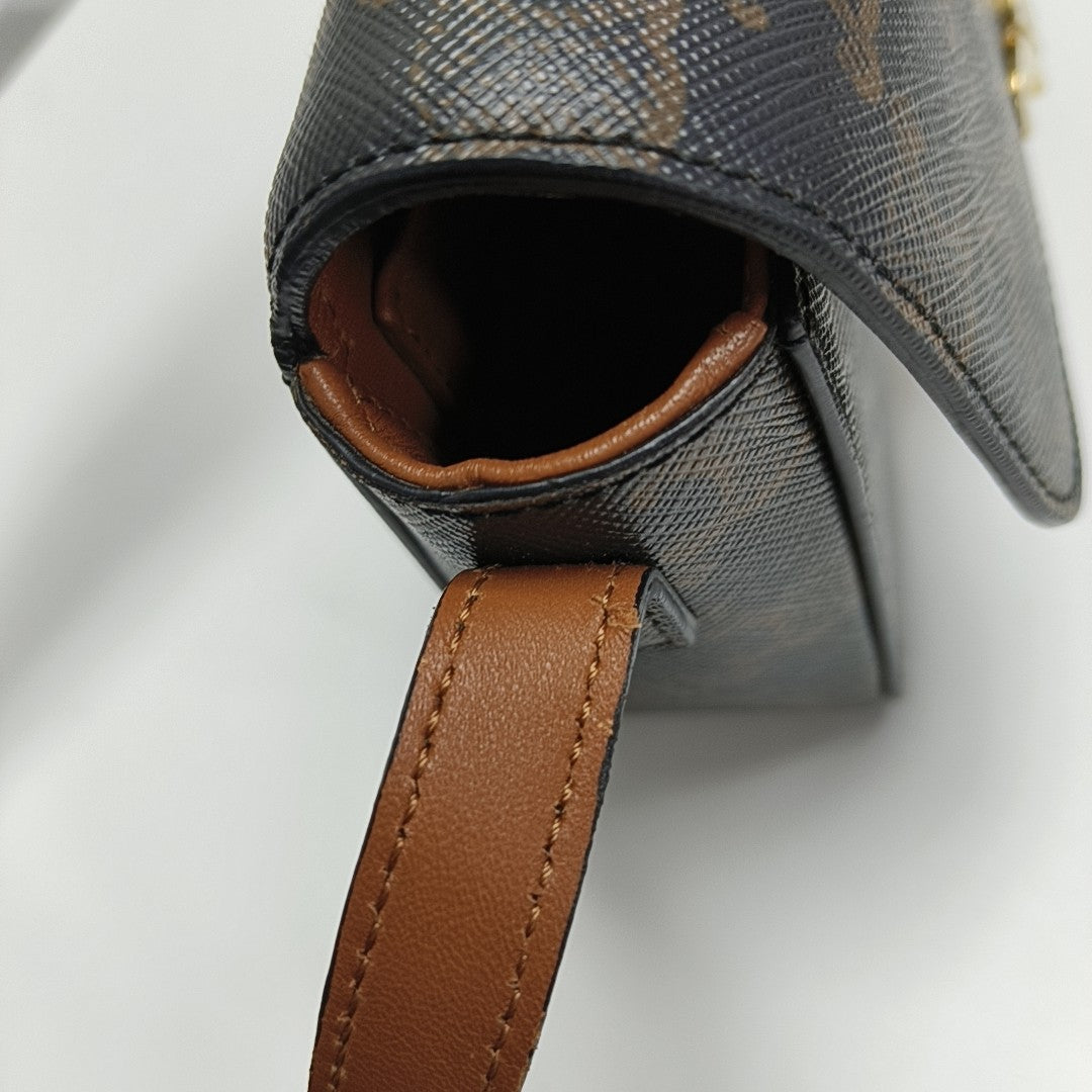TRIOMPHE Nano Coated Canvas Brown
