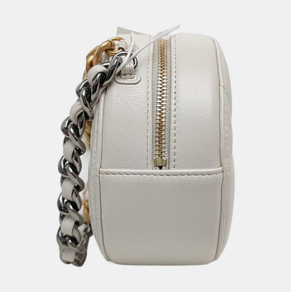 Authenticated pre-owned  Chanel 19 Quilted Lambskin White - Shoulder Bag at Looply