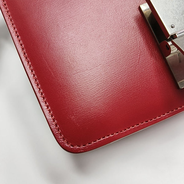 Authenticated pre-owned  CLASSIC BOX Mini Calfskin Red - Crossbody Bag at Looply