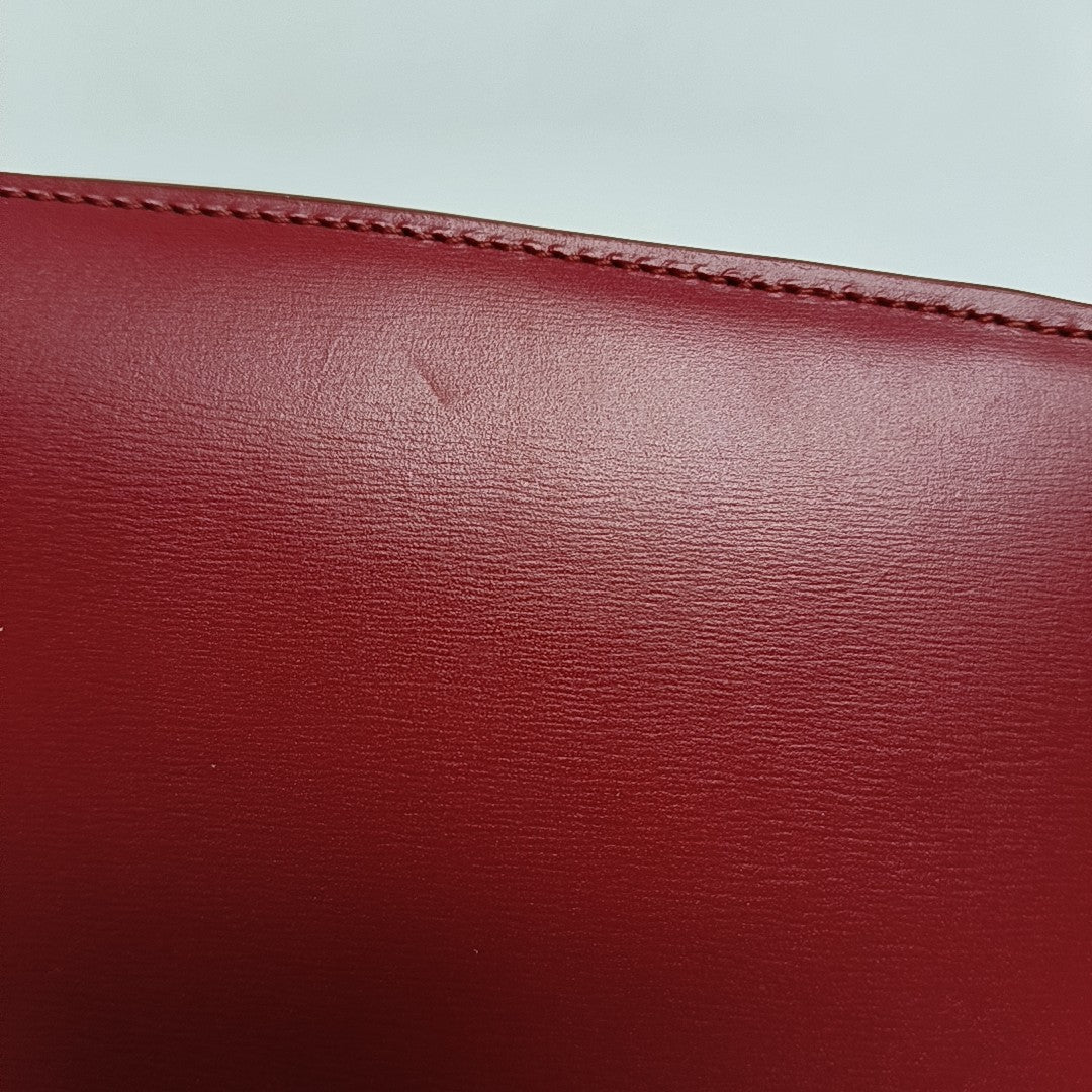 Authenticated pre-owned  CLASSIC BOX Mini Calfskin Red - Crossbody Bag at Looply