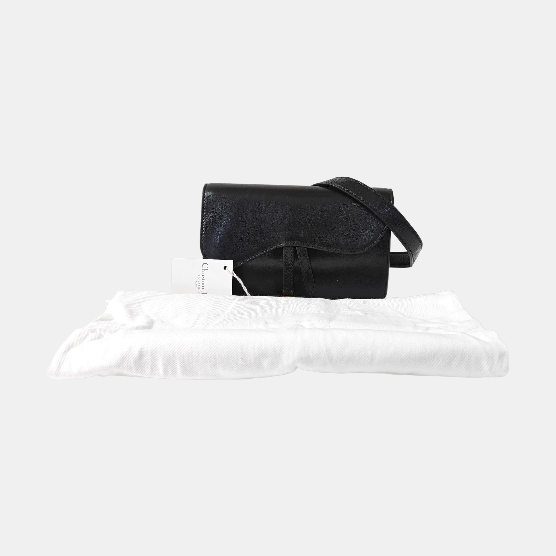 Authenticated pre-owned  Saddle Calfskin Black - Belt Bag at Looply