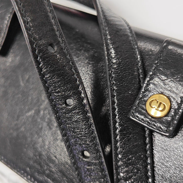 Authenticated pre-owned  Saddle Calfskin Black - Belt Bag at Looply