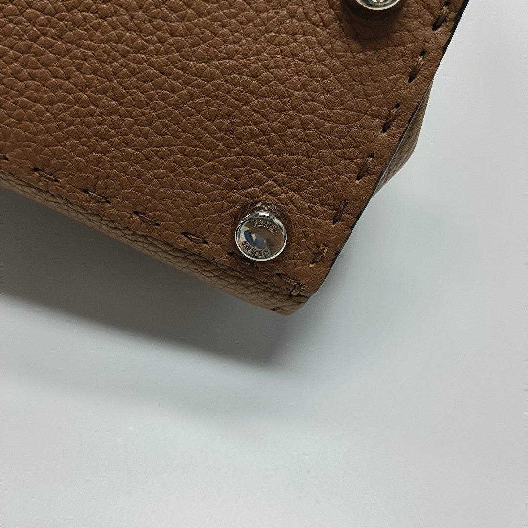 Authenticated pre-owned  Peekaboo Small Calfskin Brown - Shoulder Bag at Looply