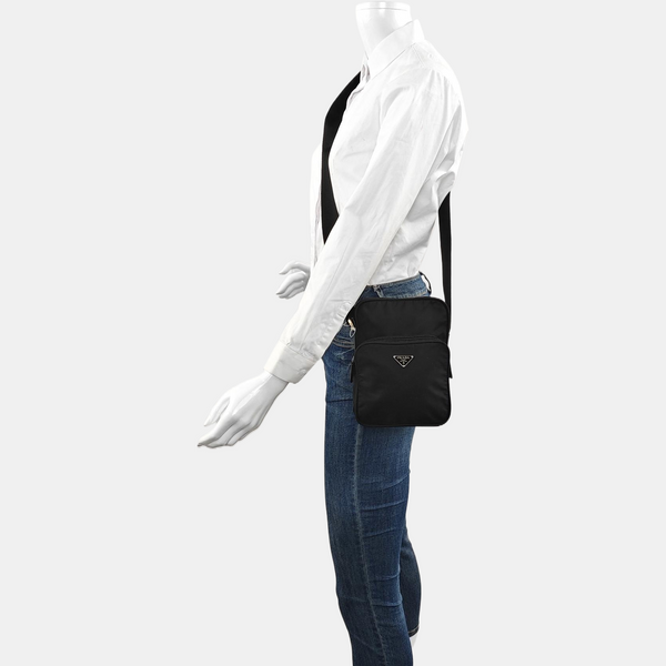 Authenticated pre-owned  Nylon Crossbody Bag Nylon Black - Crossbody Bag at Looply
