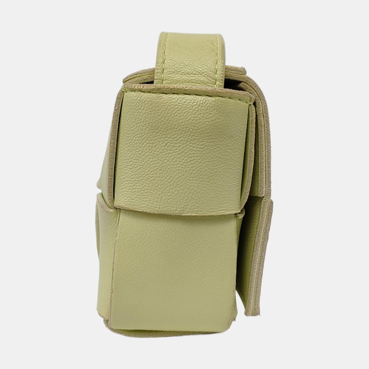 Authenticated pre-owned  Cassette Small Lambskin Yellow - Shoulder Bag at Looply